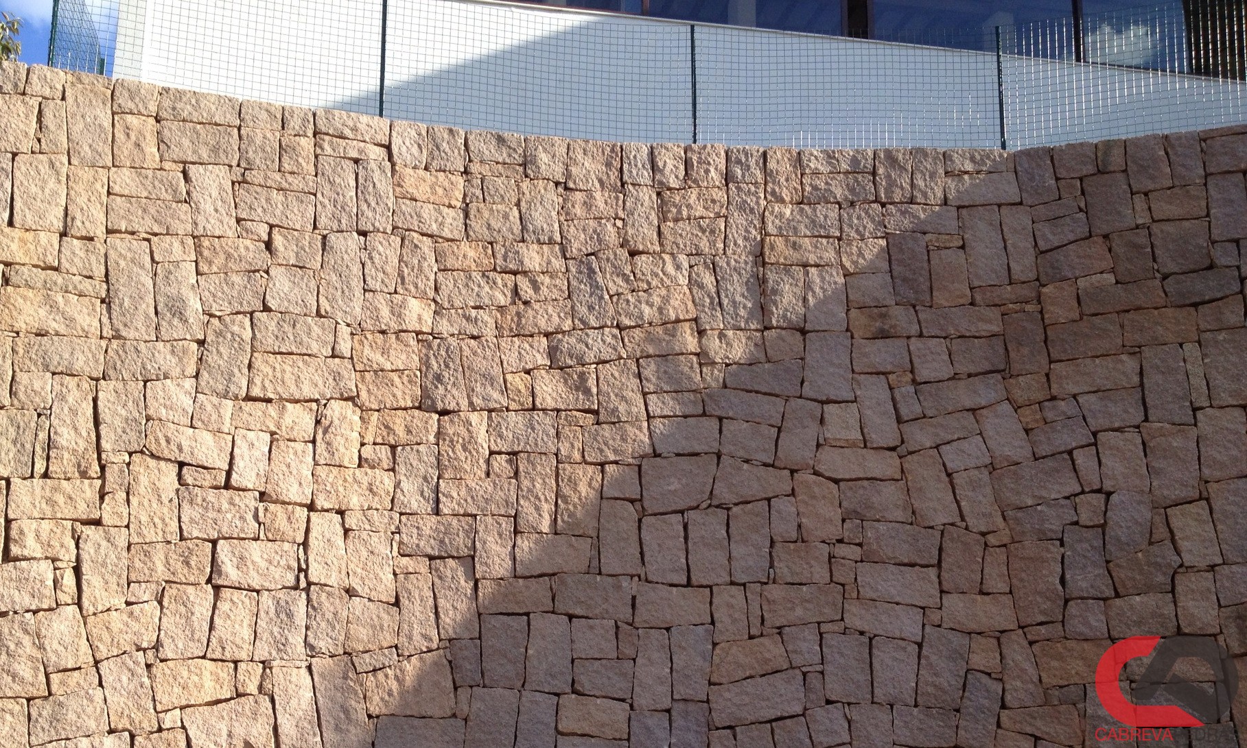 Muro de Pedra - Material e Mão de Obra
